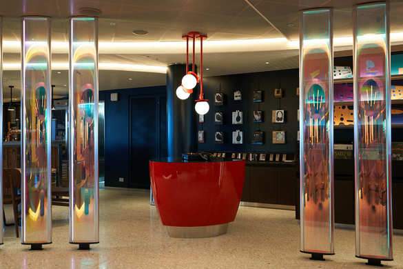 Virgin Voyages Shopping Voyage Vinyl 10.jpg